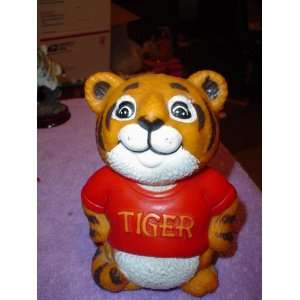  HALLMARK TIGER SQUEAKY 