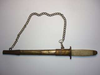 Measures Total length with scabbard 34 cm, dirk length 32.5 cm, blade 