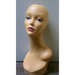  Mannequin Head with Magnetic Base NEW Beauty
