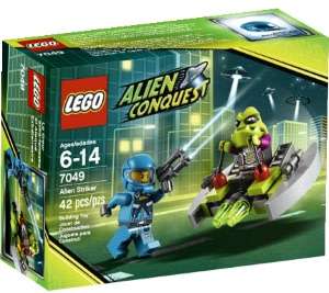   LEGO Alien Striker 7049 by Lego