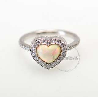  Lovely Heart ring by Dior in 18K White gold with a beautiful Opal 