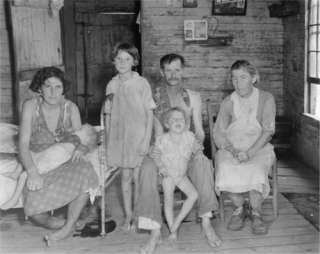 Walker Evans Depression Photo   BUD FIELDS AND FAMILY  