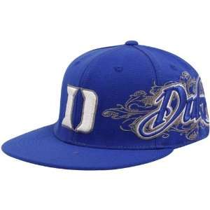 com Top of the World Duke Blue Devils Duke Blue Quake 1 Fit Flex Hat 