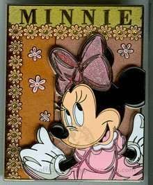 Disney Patty Landing May Flowers Minnie Jumbo Pin  