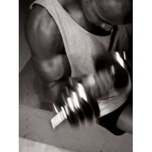  Muscular Bicep During Exercise Giclee Poster Print