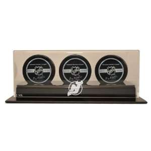   Triple Hockey Puck Display Case   Sports Memorabilia Sports
