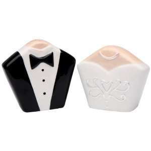  Appletree Design The Perfect Wedding Tuxedo and Gown Salt 