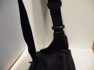 TRAVELON ExpandableCrossbody Leather Bag w/IDWallet BLK  