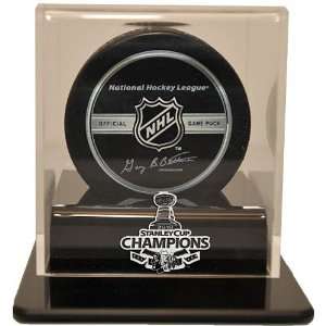   Chicago Blackhawks 2010 Stanley Cup Champions Single Puck Display Case