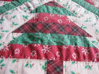 GORGEOUS CHRISTMAS HOLIDAY TREE VINTAGE QUILT  