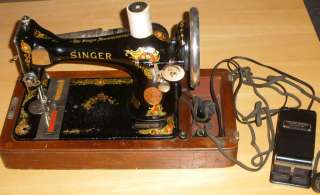 ANTIQUE 1919 SINGER PORTABLE ELECTRIC SEWING MACHINE DOME TOP WOOD 