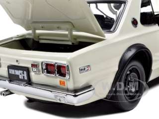   car of Nissan Skyline GT R 2000 (KPGC10) White die cast model car by