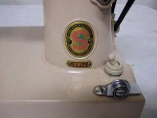 Rare Beige Tan (Canada) Singer 221j Featherweight Sewing Machine 