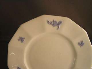 This nice plate measures 6 3/4 inches in diameter. The plate has a 