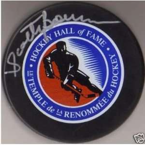 Scotty Bowman Signed Puck   Hall Of Fame Canadiens  Sports 