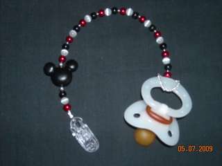 can now do different color Mickey Mouse beads. Please contact me 