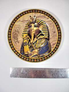 Beautiful pictures for Egyptian pharaoh treasures. Amazing detail and 
