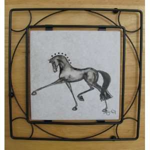  Misaki Trivet   Extended Trot