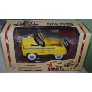  Pedal Power *NYC Taxi* Die Cast Vehicle Toys & Games