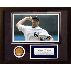  Roger Clemens New York Yankees Mini Dirt Collage Sports 