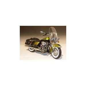  2011 Harley Davidson FLHRC Road King Classic Apple Green 
