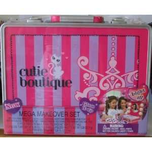   Makeover Set with Carrying Case and Light up Mirrors   Age 4+ Toys