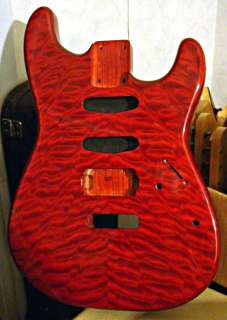 Mighty Mite Replacement Ash Stratocaster Body / HIGHLY QUILTED MAPLE 