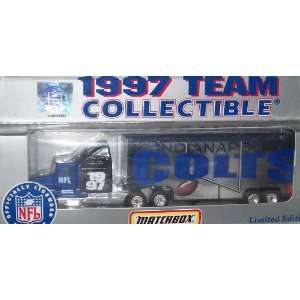  Indianapolis Colts NFL Diecast 1997 Matchbox Tractor 