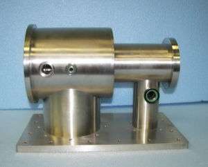Vacuum Research Chamber Bell Jar #2 Pump System Varian  