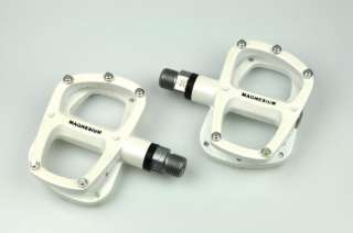NEW Wellgo R146 MAGNESIUM Road Bike Pedal SEALED BEARING Pedals (266g 