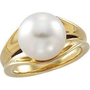   Pearl Ring expertly set in 14 karat Yellow Gold for SALE(6.5) Jewelry