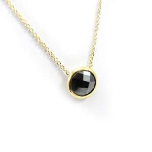  Necklace plated gold Linda black. Jewelry