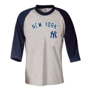 New York Yankees Breakthrough Play 3/4 Raglan Sleeve T Shirt  