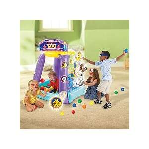  Little Tikes 3D Ball Pit with 15 Balls and 3 D Glasses 