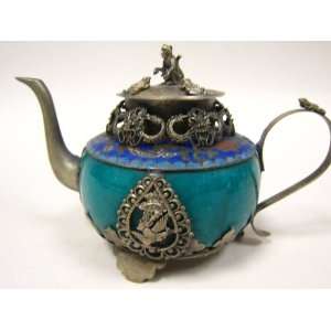  Tibet Green Jade Teapot. Frogs, Monkies, Dragon
