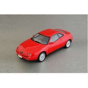  #24172 Tamiya Alfa Romeo GTV 1/24 Scale Plastic Model Kit 