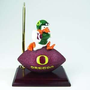  6.5 NCAA Oregon Ducks Football Clock and Pen Office Desk 