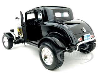 1932 FORD COUPE BLACK WITH FLAMES 118 DIECAST MODEL  