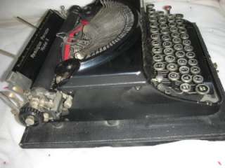   Remington Portable Model 5 Glossy Black Glass Keys Typewriter w Case