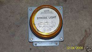 North American Signal Strobe Light Wall Light ST 550  