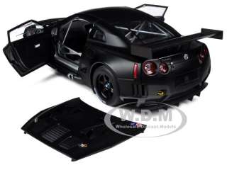 NISSAN GT R R 35 GT1 FIA GT 2010 MATT BLACK 1/18 DIECAST MODEL BY 