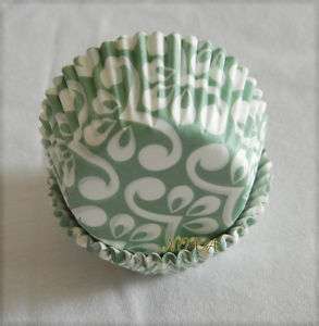 100 Mini turquiose Flower Cupcake liners baking cup  
