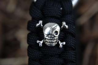   EXTREME Paracord survival Bracelet with Skull & Crossbones in Black