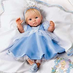  Disney Princess Cinderella Baby Doll   A Dream is a Wish 