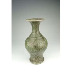 One Longquan Ware Porcelain Vase with flower pattern, Chinese Antique 