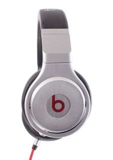 Beats Pro by Dr. Dre from Monster  Monster Beats Pro by Dr. Dre vs. B 