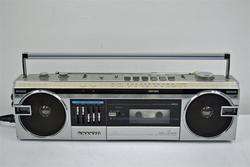 Sanyo Stereo Boombox AM FM Radio Cassette Deck Tape Player M7110 