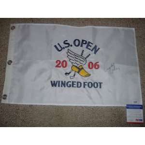  GEOFF OGILVY signed 2006 US Open flag PSA/DNA 