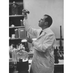  Dr. Jonas Salk, Discoverer of Polio Vaccine at Pittsburgh 