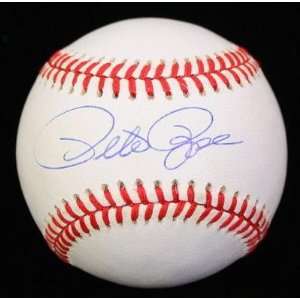 Pete Rose Signed Ball   Onl Psa dna   Autographed Baseballs